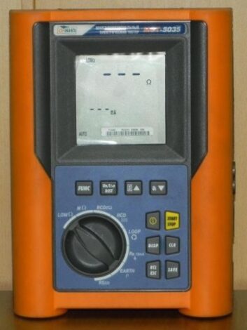 Поверка измерителя параметров электрических сетей АКИП МЭТ-5035