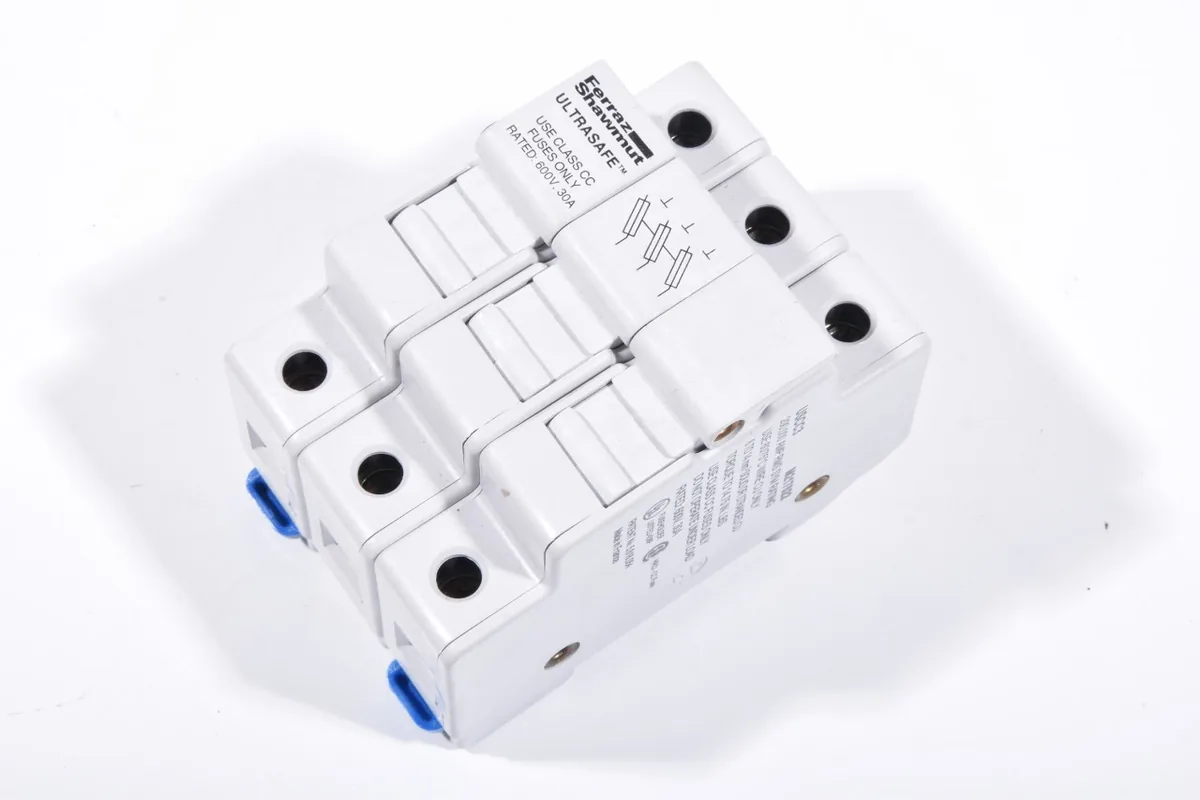 Разъединитель Ferraz Shawmut D820437